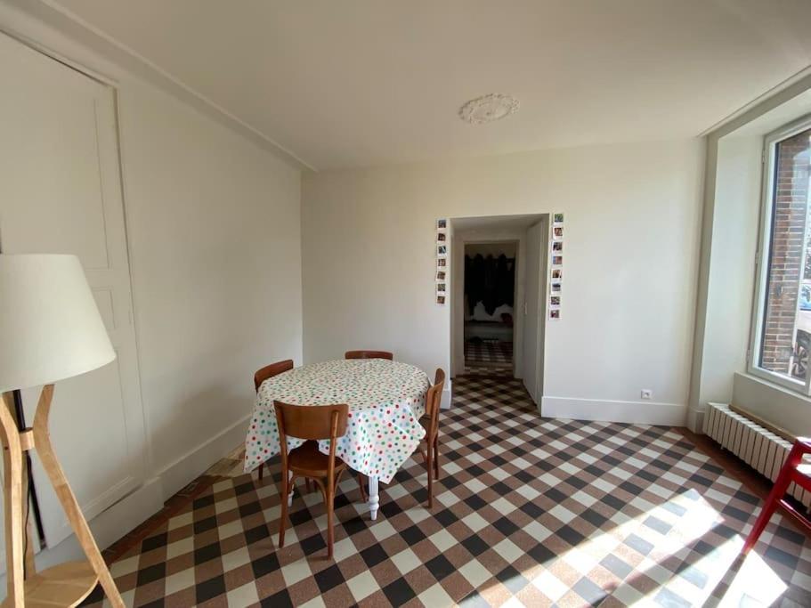 Maison Leocha Sablons-sur-Huisne Dış mekan fotoğraf