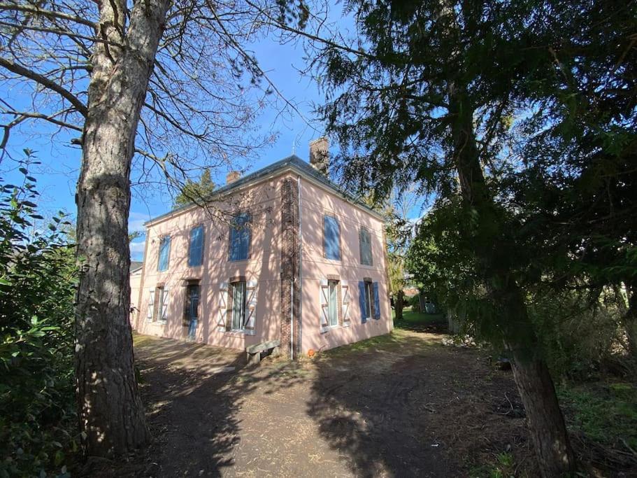 Maison Leocha Sablons-sur-Huisne Dış mekan fotoğraf